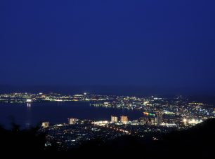 夢見が丘からの大津市内の夜景